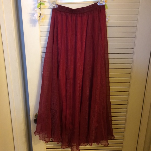 Unbranded- Chiffon-Type & Nylon Long Red Skirt - Picture 2 of 8